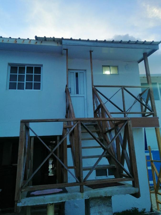 Miss Bassy'S Lodging Hotel San Andres  Ngoại thất bức ảnh
