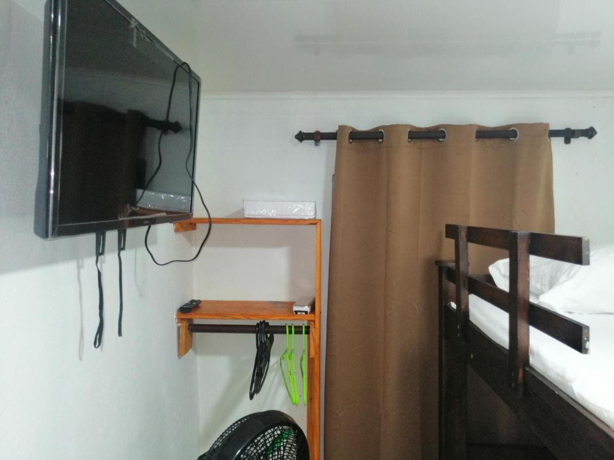 Miss Bassy'S Lodging Hotel San Andres  Ngoại thất bức ảnh